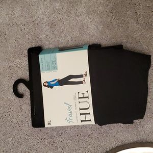 HUE -NWT Travel Leggins